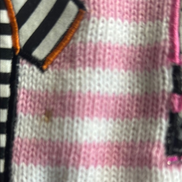 Fabulous Unique Cardigan - Picture 16 of 16